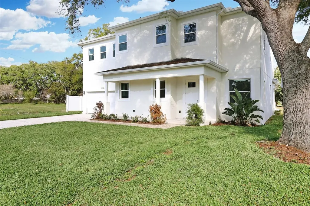 5245 20th Street N St Petersburg FL 33714