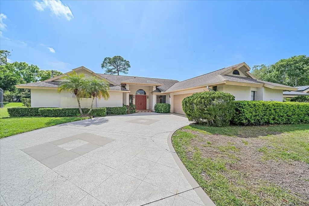 1804 Cottonwood Trail Sarasota FL 34232