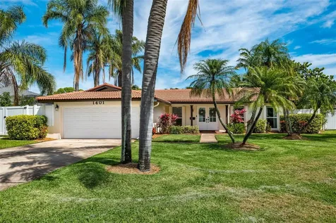1401 51st Avenue NE St Petersburg FL 33703