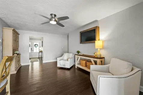 1401 51st Avenue NE St Petersburg FL 33703