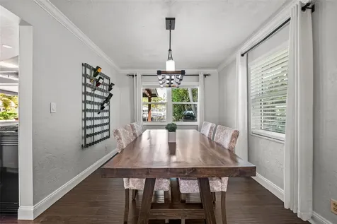 1401 51st Avenue NE St Petersburg FL 33703