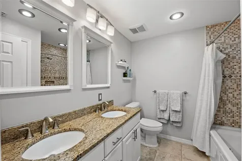 1401 51st Avenue NE St Petersburg FL 33703