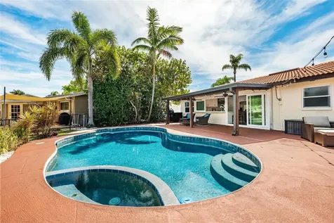 1401 51st Avenue NE St Petersburg FL 33703