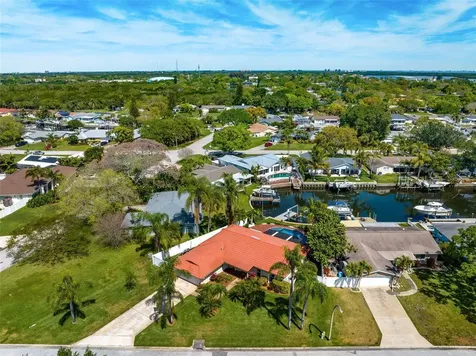 1401 51st Avenue NE St Petersburg FL 33703