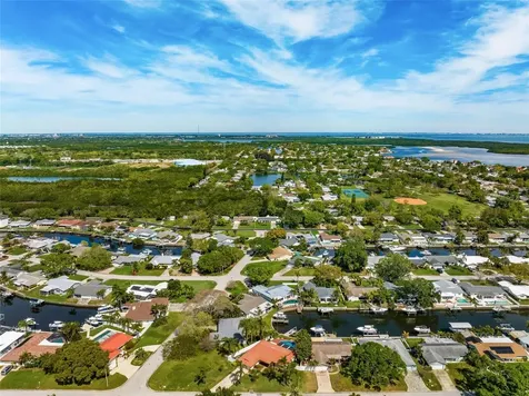 1401 51st Avenue NE St Petersburg FL 33703