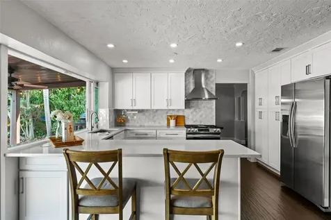 1401 51st Avenue NE St Petersburg FL 33703