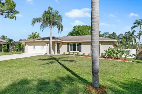 4269 King Richard Drive Sarasota FL 34232