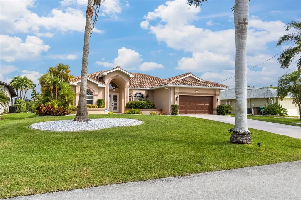 2907 SW 39th Terrace Cape Coral FL 33914