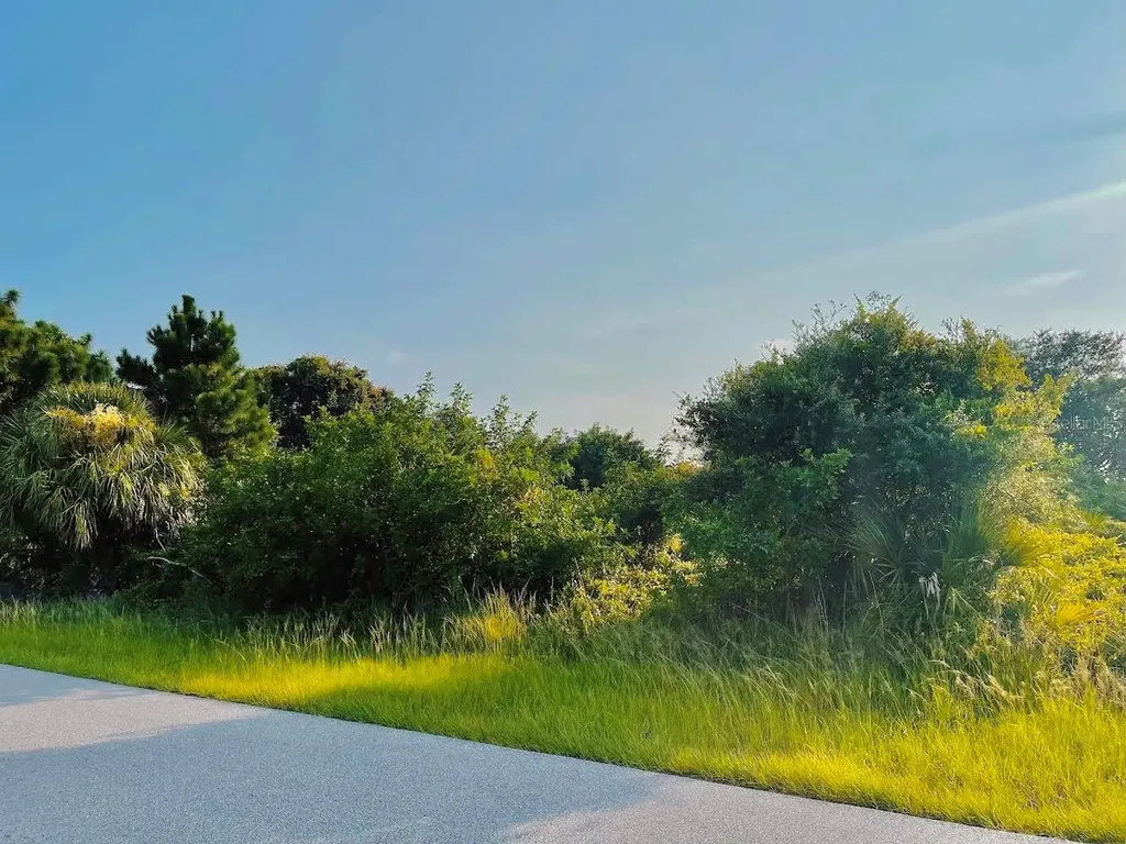 Lot 30 Clovelon Street North Port FL 34291