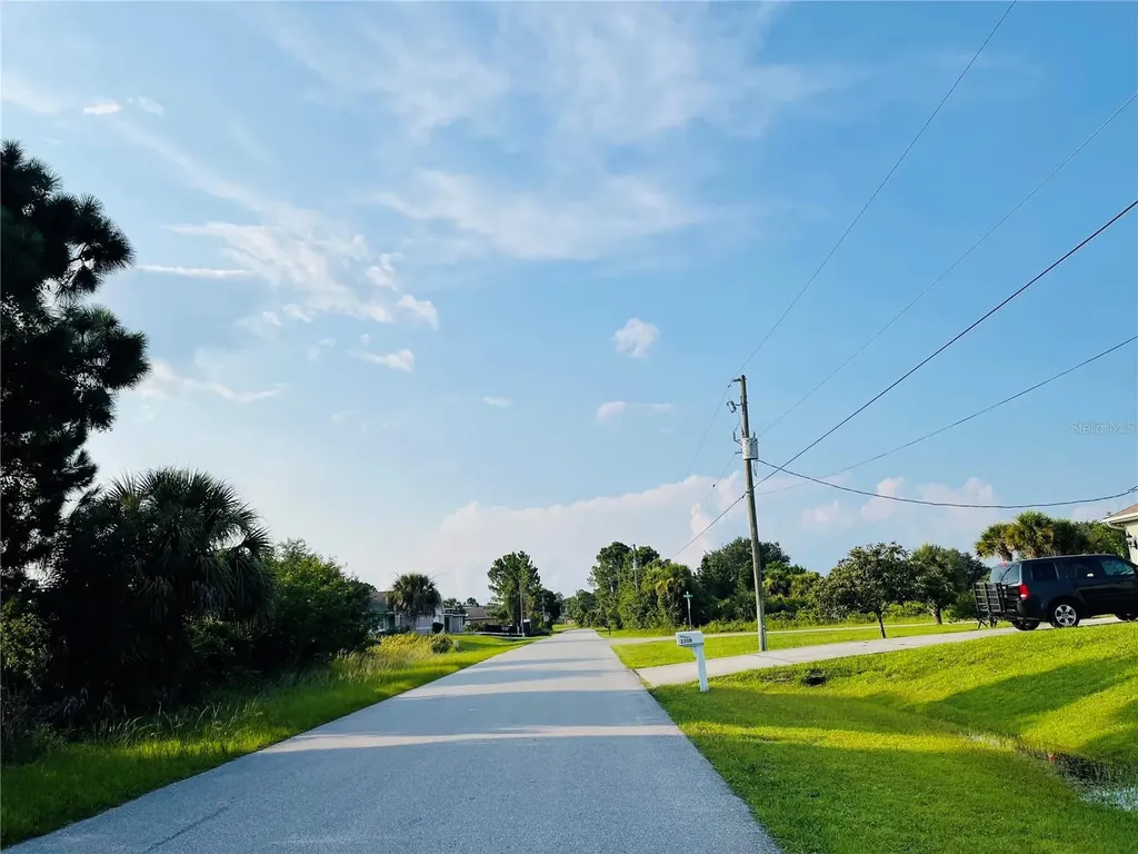 Lot 30 Clovelon Street North Port FL 34291