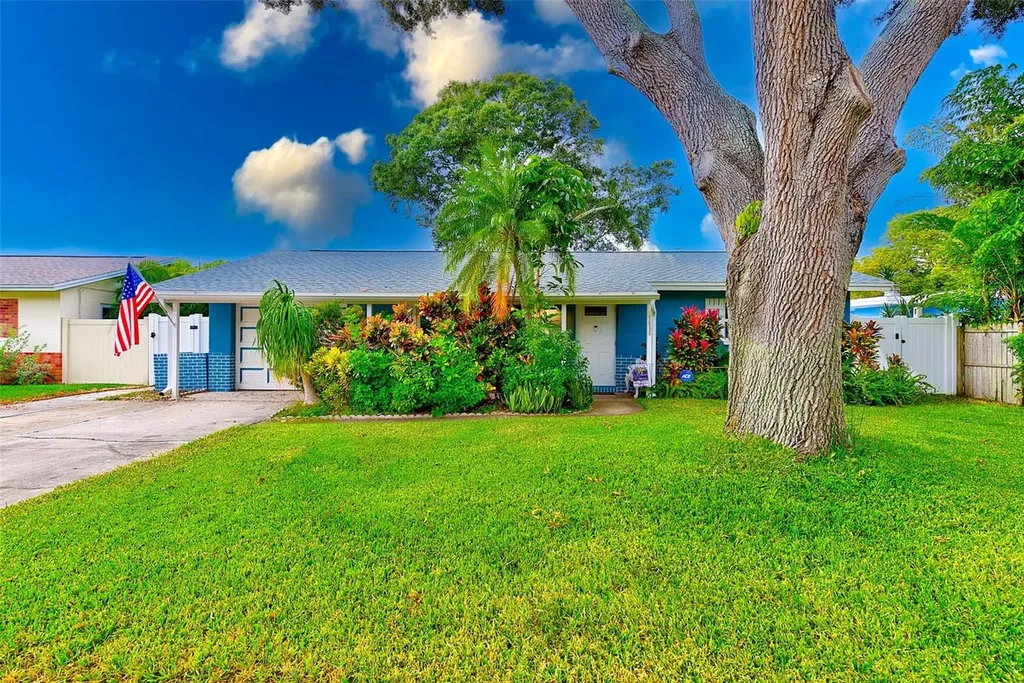 5066 54th Street N St Petersburg FL 33709