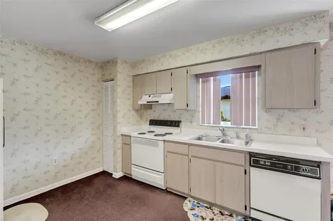 1614 Colonnades Circle N Lakeland FL 33811