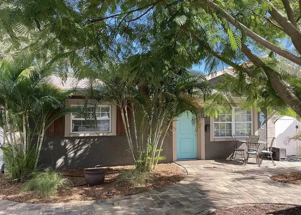 4321 7th Street N St Petersburg FL 33703