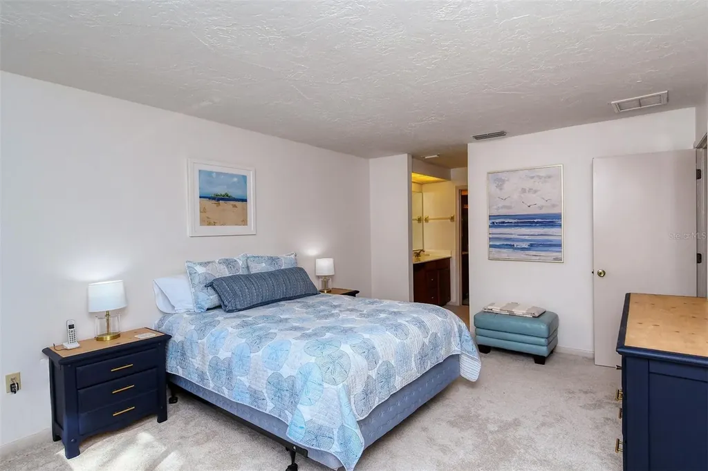 3131 Windrush Bourne Sarasota FL 34235