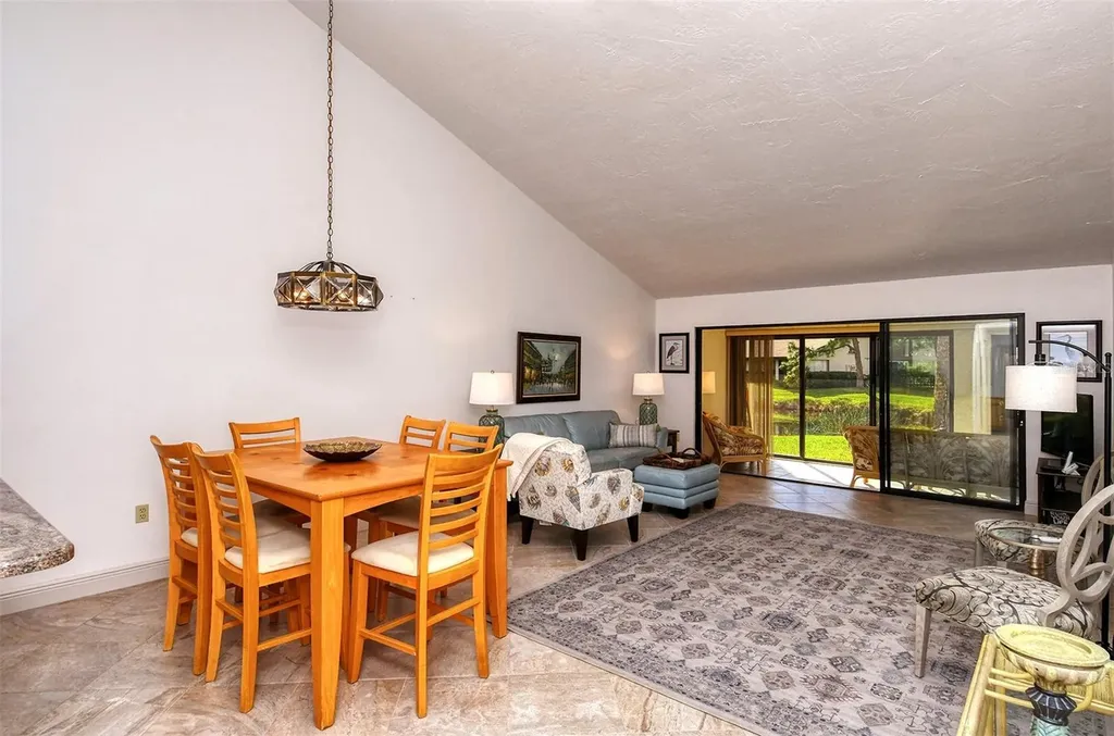 3131 Windrush Bourne Sarasota FL 34235