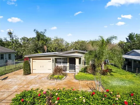 2144 Colonial Avenue Lakeland FL 33801