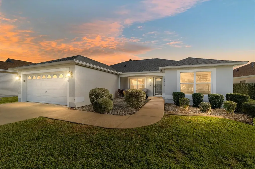 17943 SE 87th Bourne Avenue The Villages FL 32162