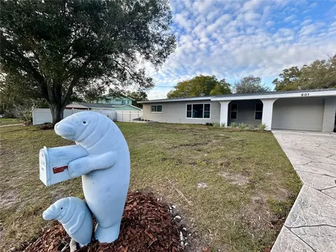 901 Bay Breeze Terrace Largo FL 33770