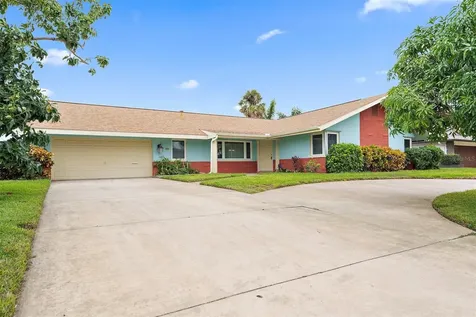 1113 41st Avenue NE St Petersburg FL 33703