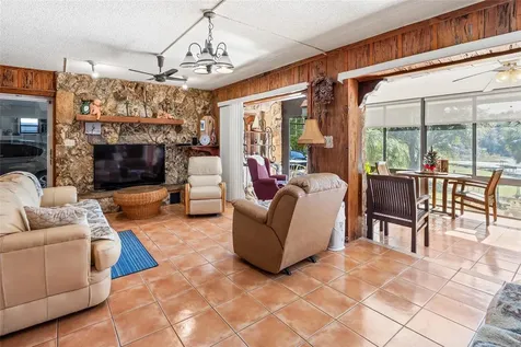 28992 SE 175th Place Umatilla FL 32784