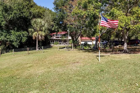 28992 SE 175th Place Umatilla FL 32784