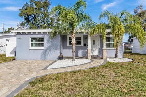 785 87th Avenue N St Petersburg FL 33702