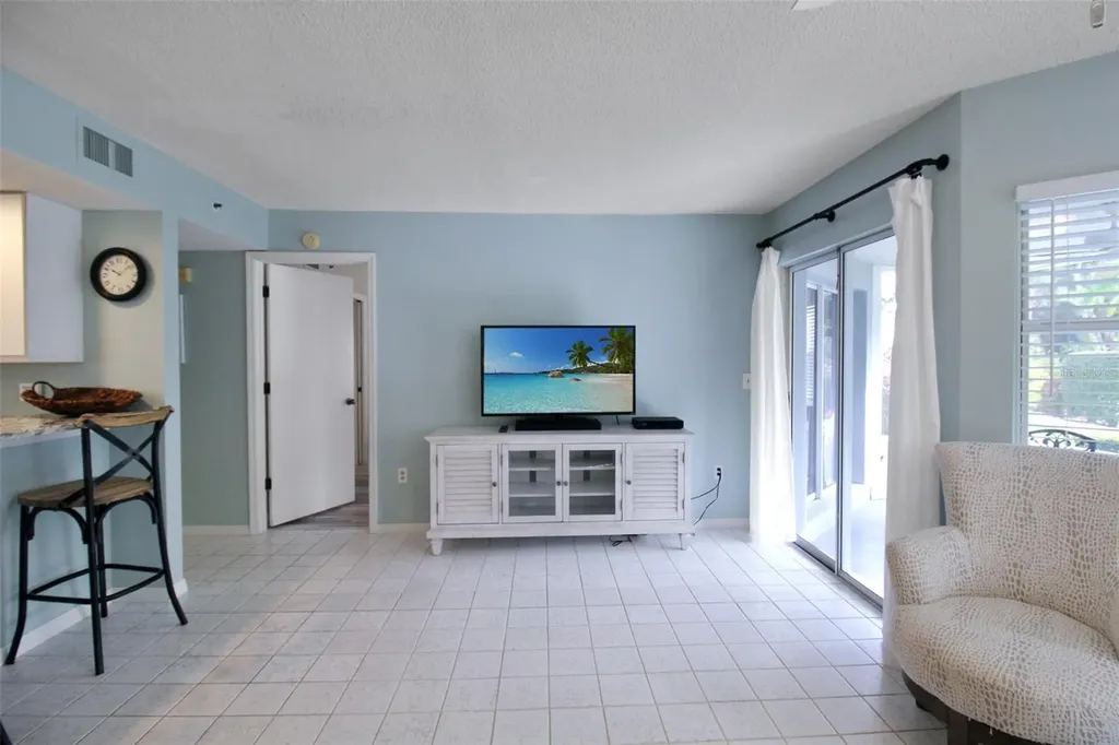 1328 Siesta Bayside Drive Sarasota FL 34242