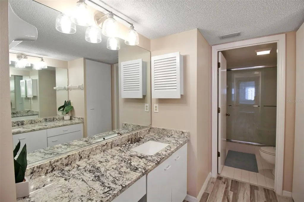 1328 Siesta Bayside Drive Sarasota FL 34242