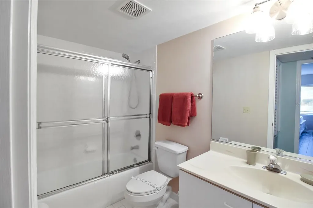 1328 Siesta Bayside Drive Sarasota FL 34242