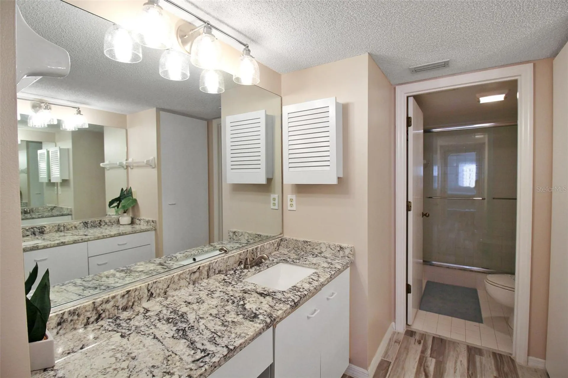 1328 Siesta Bayside Drive Sarasota FL 34242
