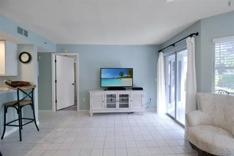 1328 Siesta Bayside Drive Sarasota FL 34242
