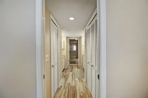 1328 Siesta Bayside Drive Sarasota FL 34242