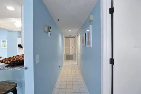 1328 Siesta Bayside Drive Sarasota FL 34242