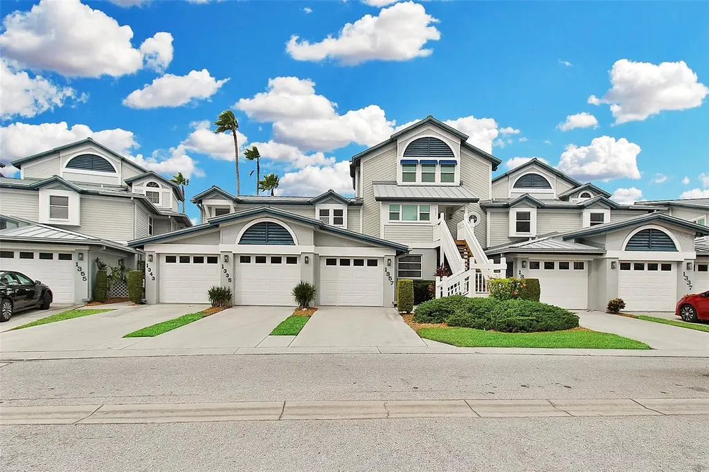 1343 Siesta Bayside Drive Sarasota FL 34242
