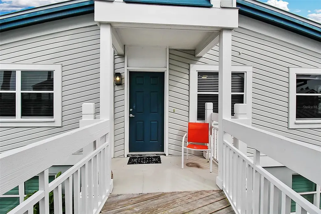 1343 Siesta Bayside Drive Sarasota FL 34242