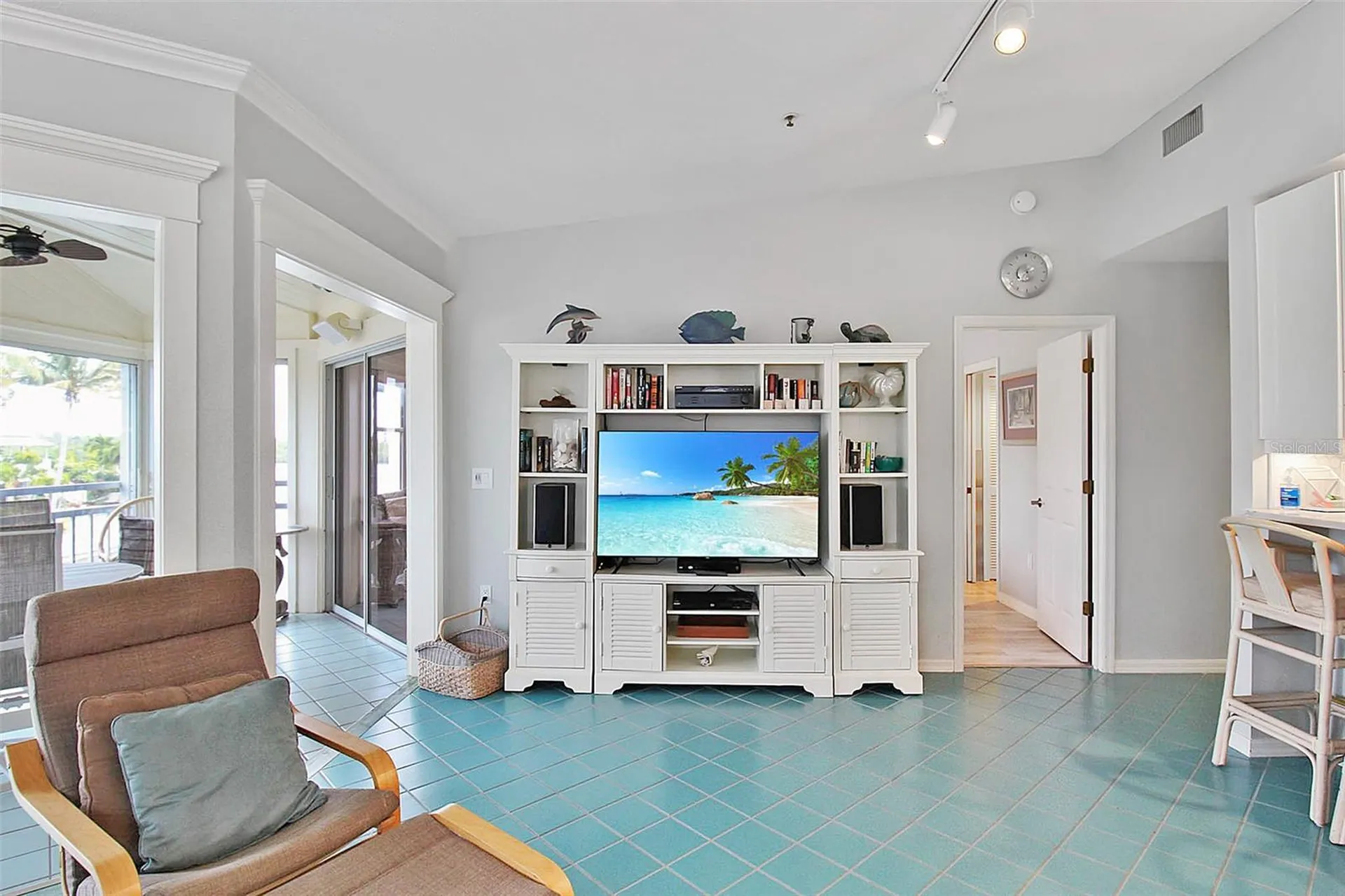 1343 Siesta Bayside Drive Sarasota FL 34242