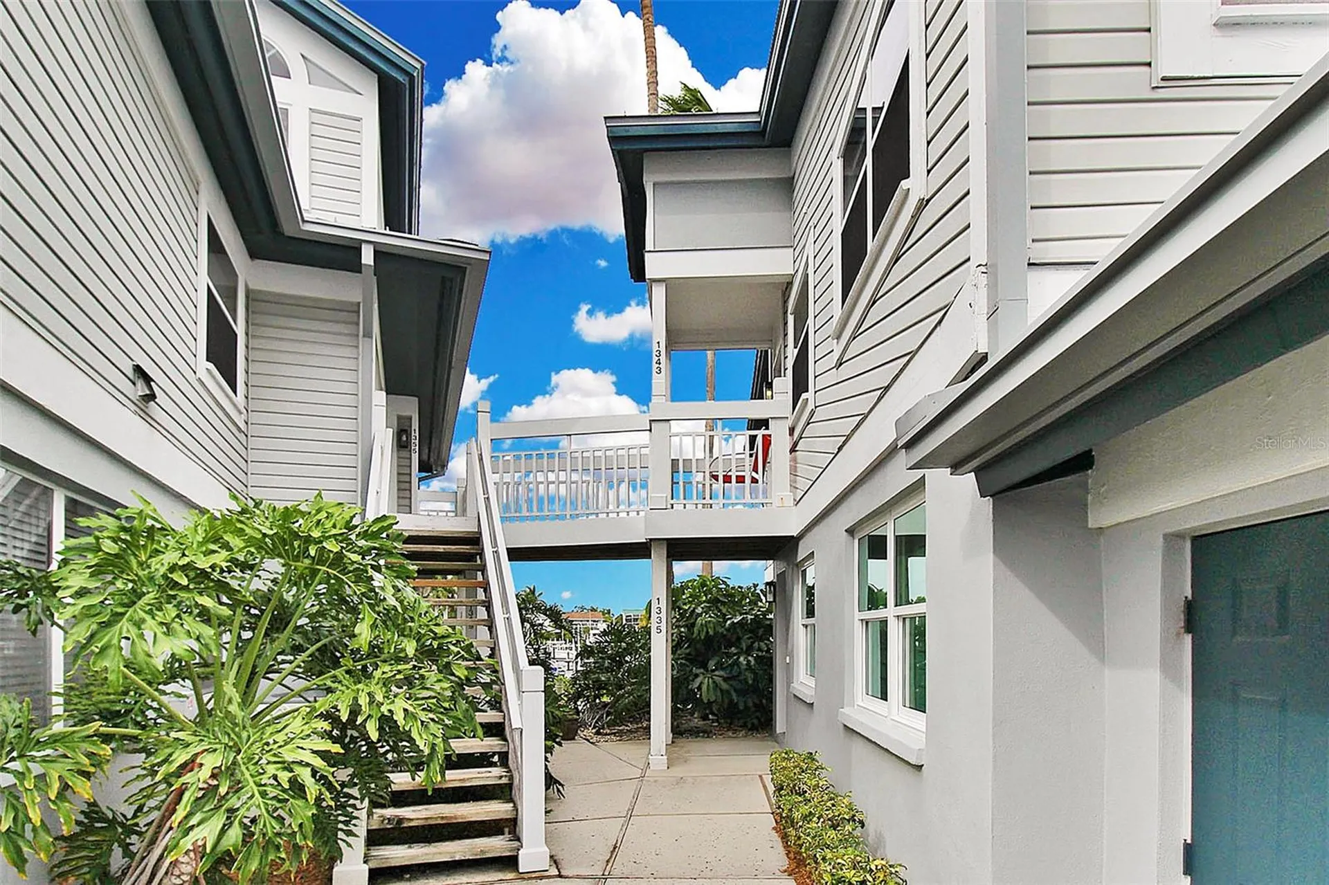 1343 Siesta Bayside Drive Sarasota FL 34242