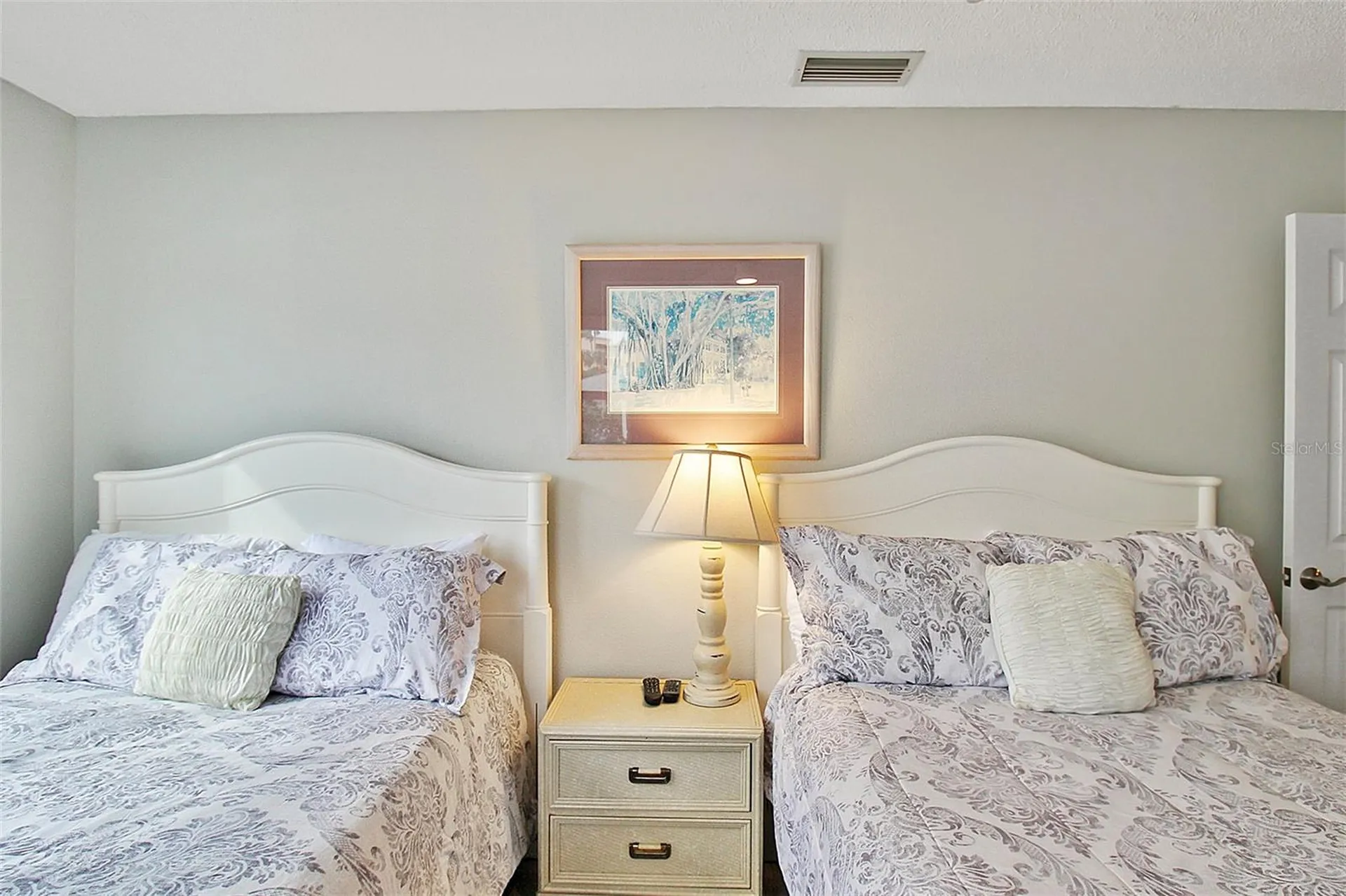 1343 Siesta Bayside Drive Sarasota FL 34242