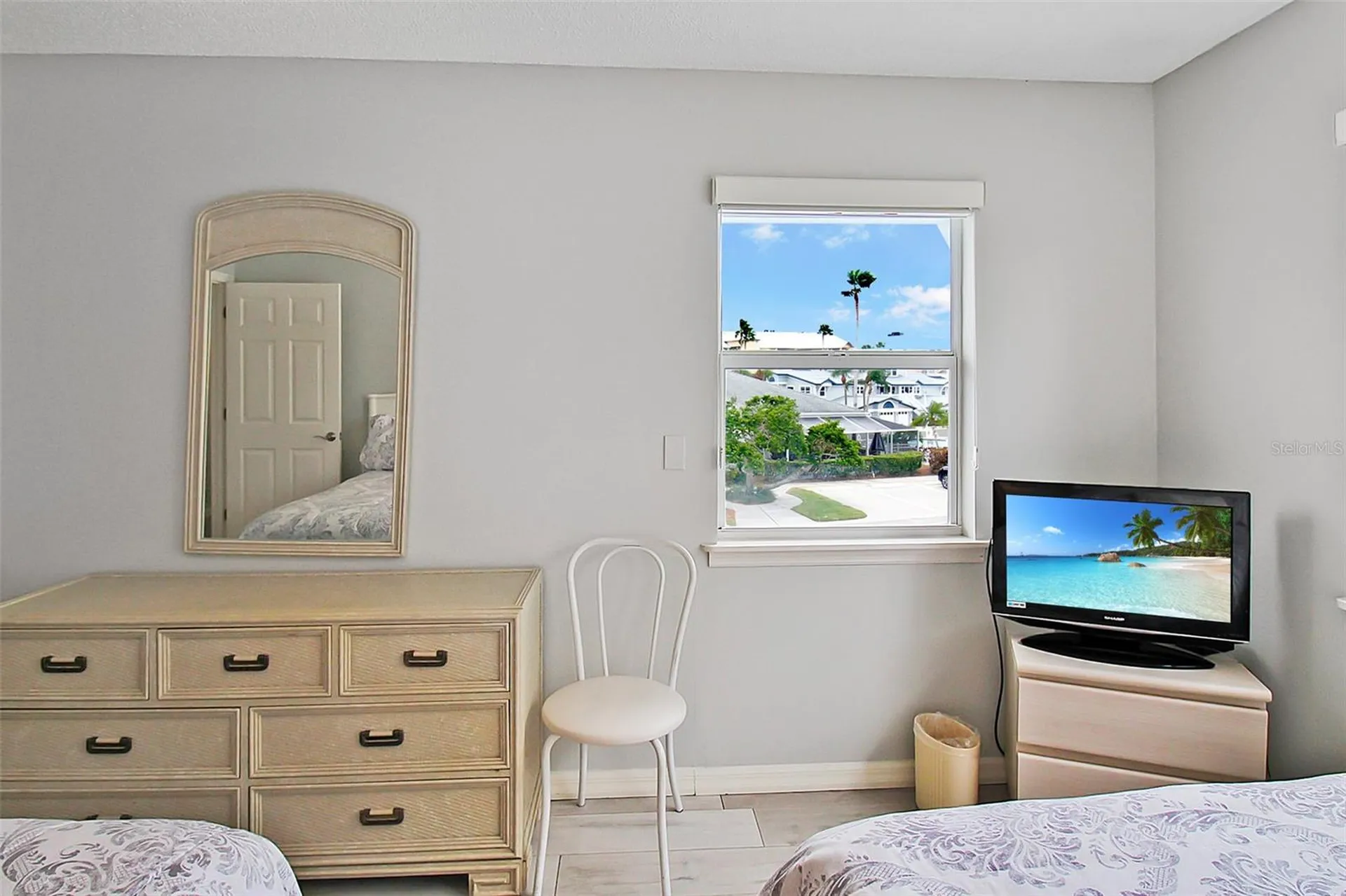 1343 Siesta Bayside Drive Sarasota FL 34242
