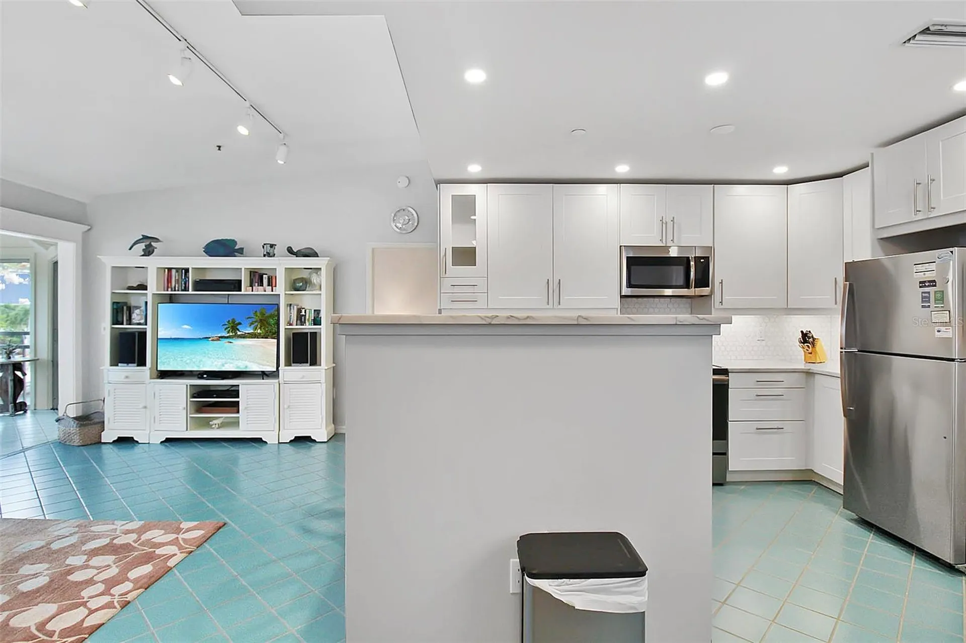 1343 Siesta Bayside Drive Sarasota FL 34242