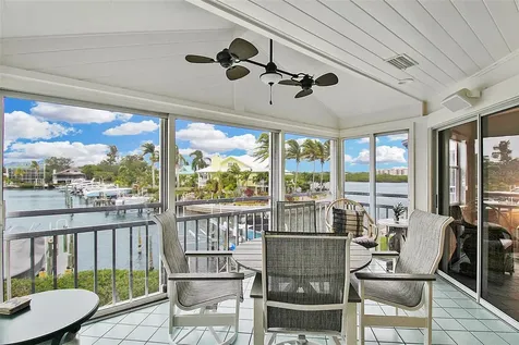1343 Siesta Bayside Drive Sarasota FL 34242
