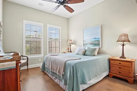 8733 Amaretto Avenue Sarasota FL 34238