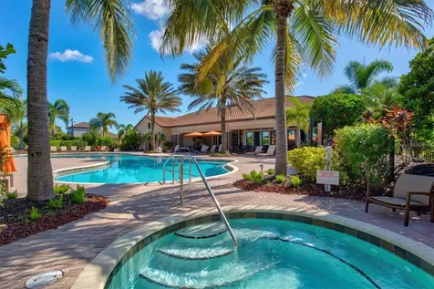 8733 Amaretto Avenue Sarasota FL 34238