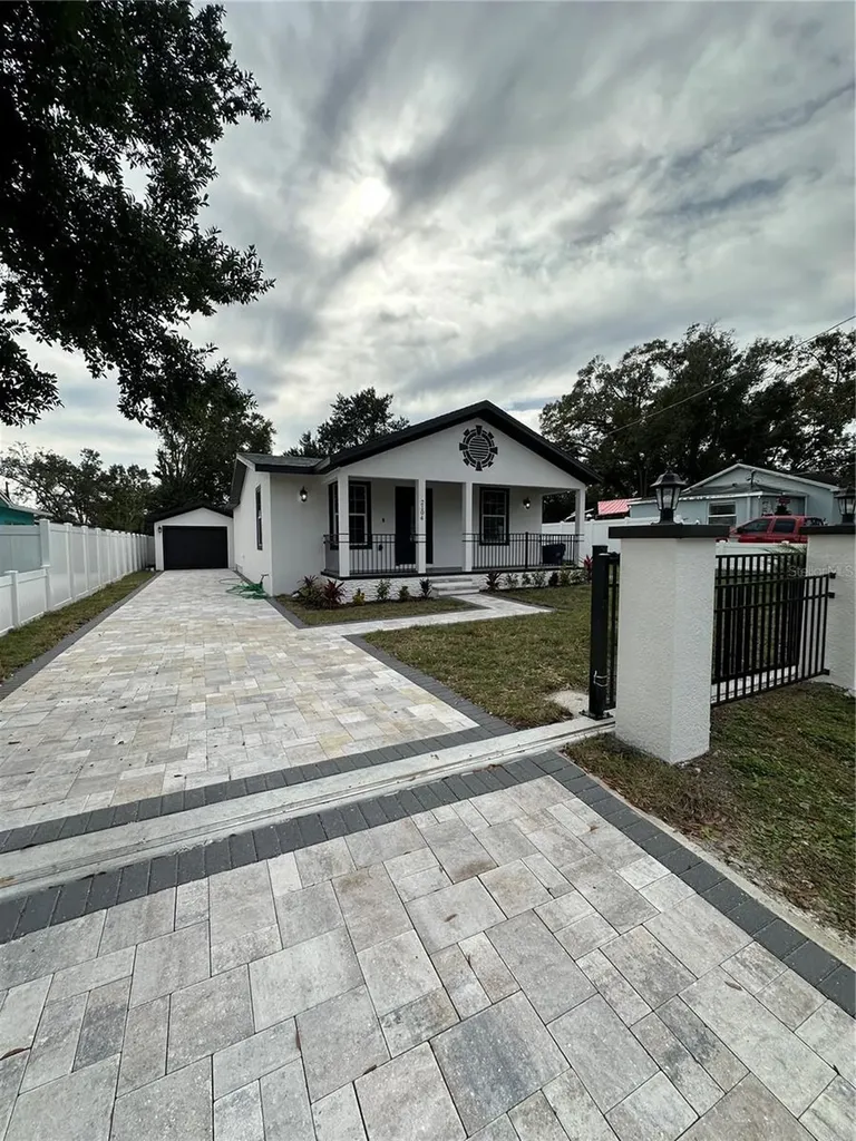 2104 W Rio Vista Avenue Tampa FL 33603