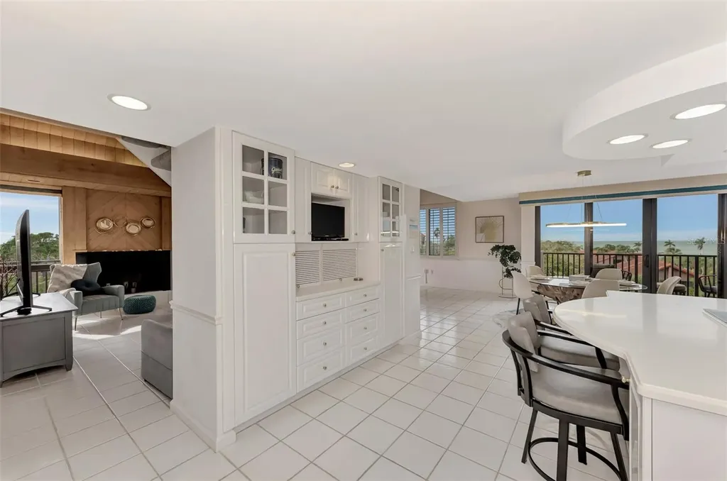 4900 Ocean Boulevard Sarasota FL 34242
