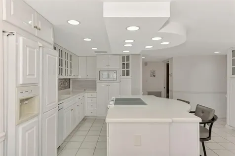 4900 Ocean Boulevard Sarasota FL 34242