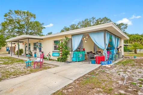 603 1st Street SE Largo FL 33771