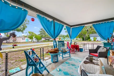 603 1st Street SE Largo FL 33771