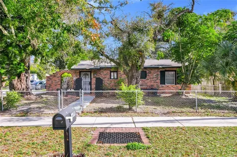 4499 43rd Street N St Petersburg FL 33714