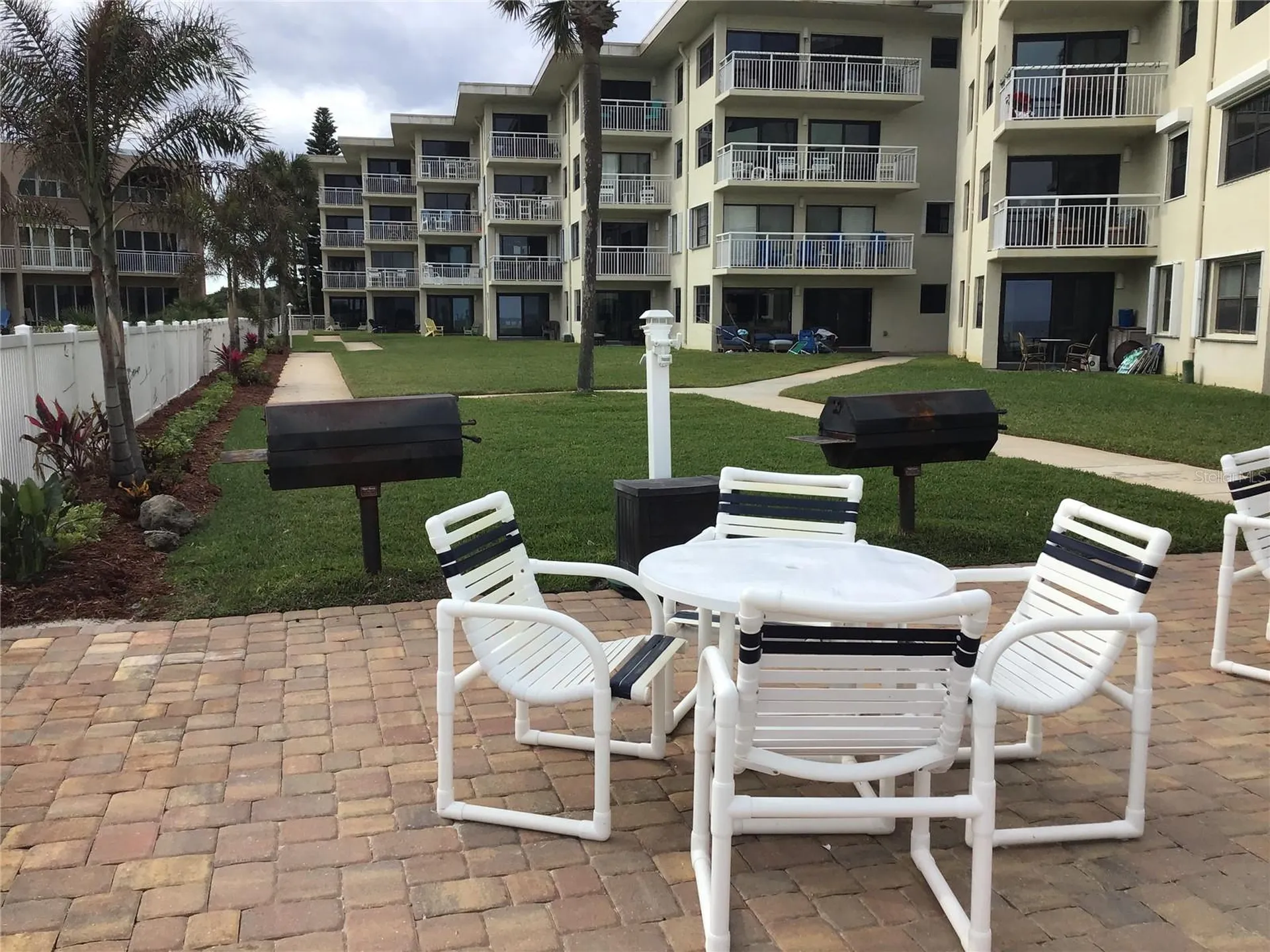 4811 Saxon New Smyrna Beach FL 32169